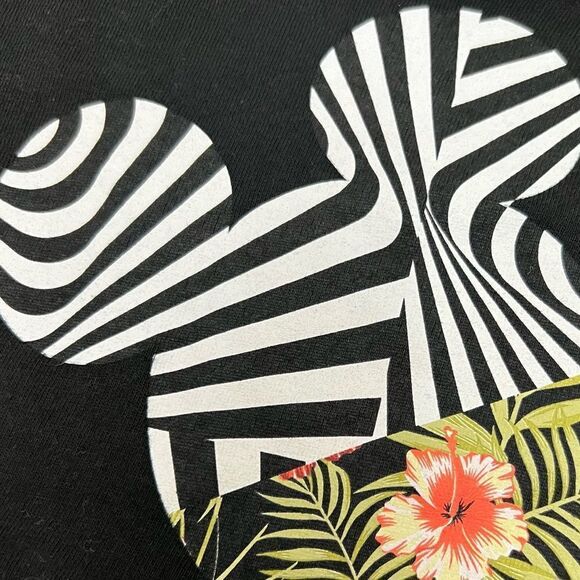 Disney Collection by Neff Mickey Mouse Checker Print Cotton Tee - Picture 3 of 10